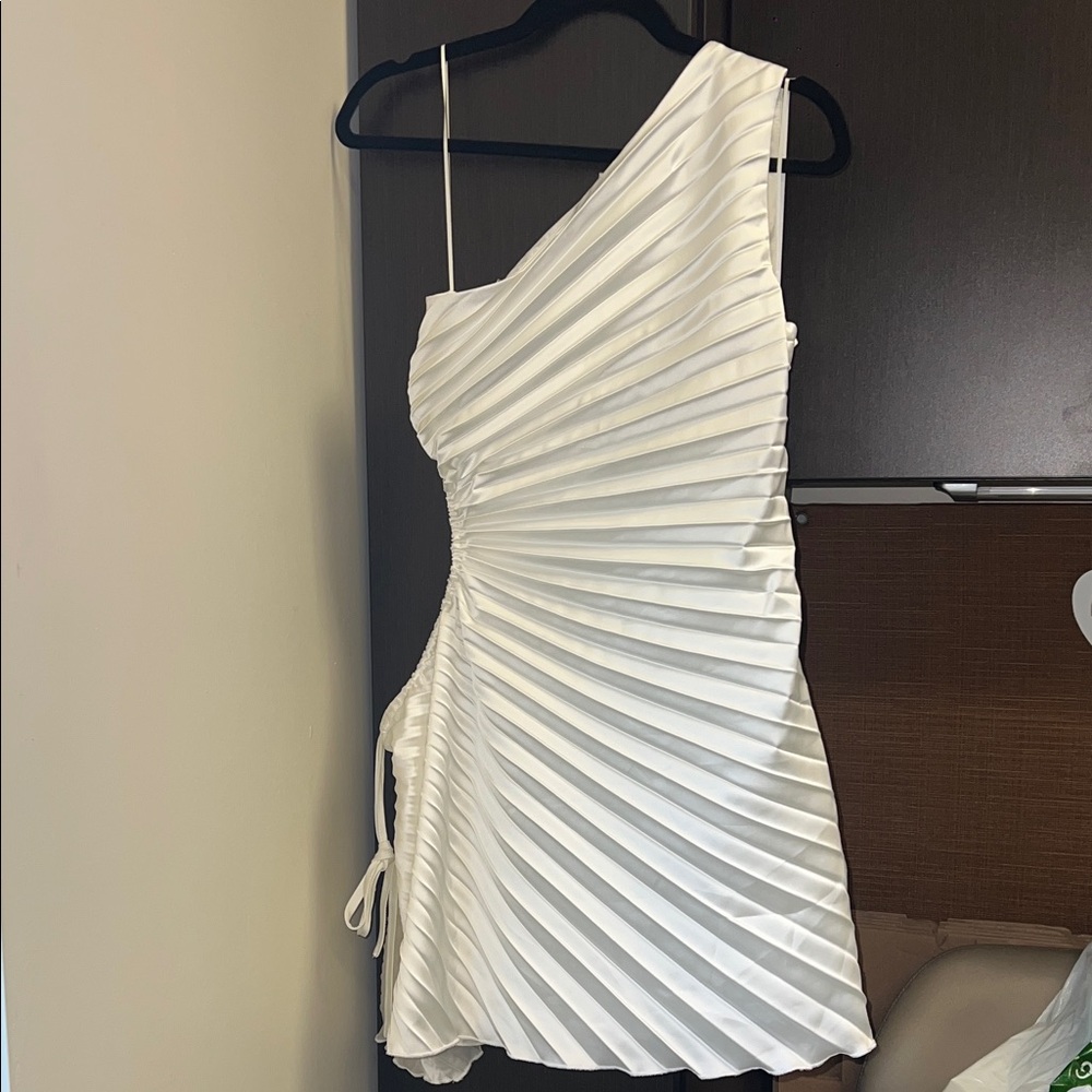 Elegant One Shoulder White Dress